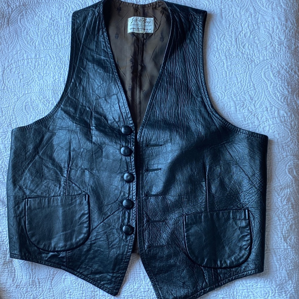 Leather Button-Front Vest in Black